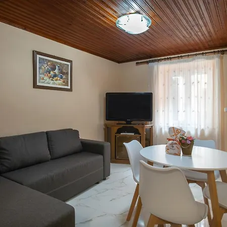 Vero Cozy Old House Semesterbostad Corfu (city)