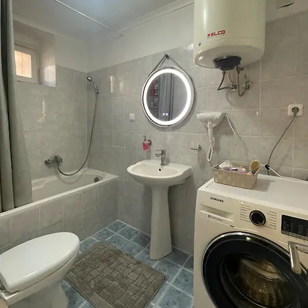 Vero Cozy Old House بيت للعطل